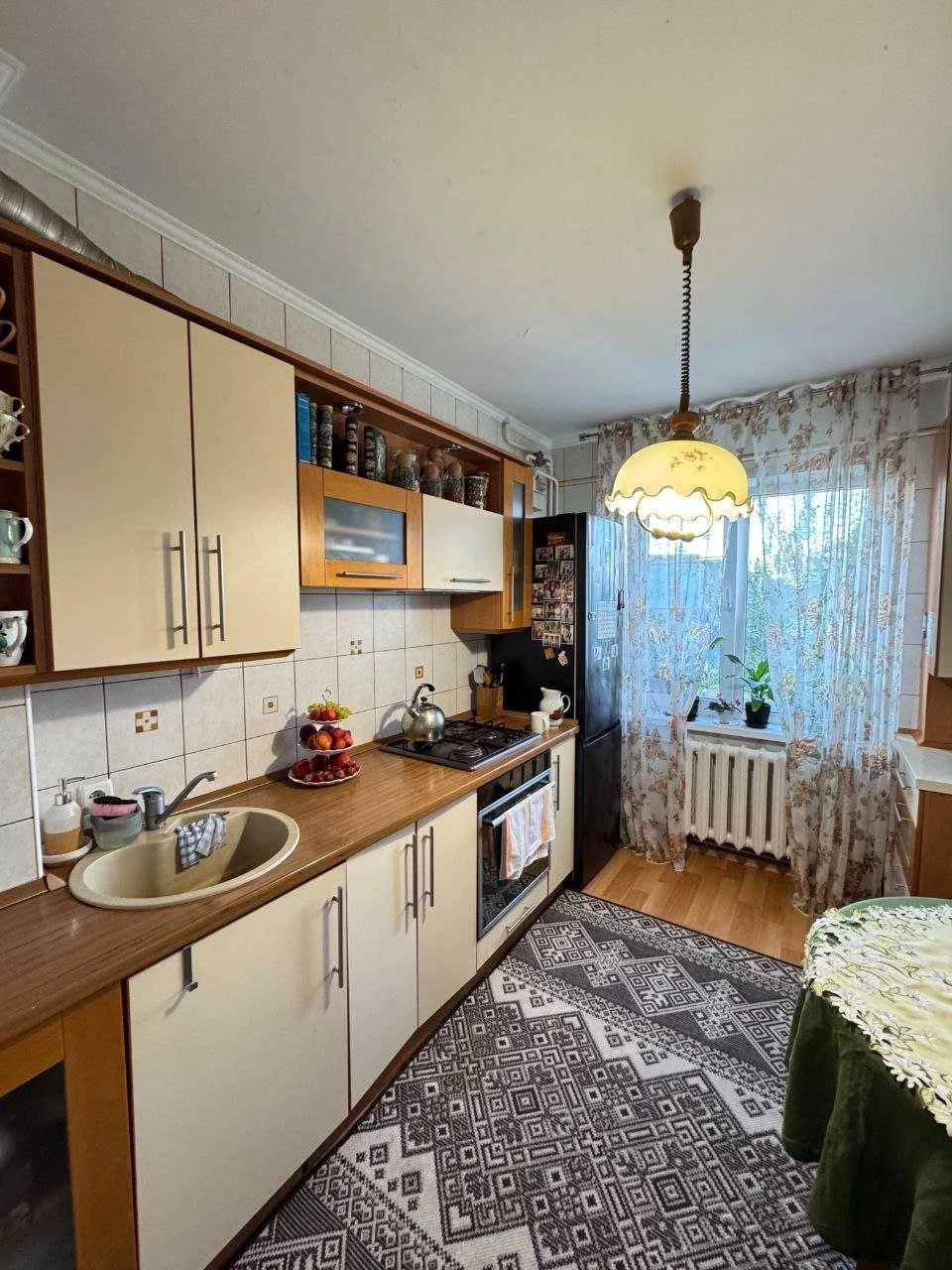 Sale of a 3-bedroom apartment