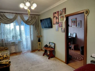 For Sale: 2-room apartment in the Center