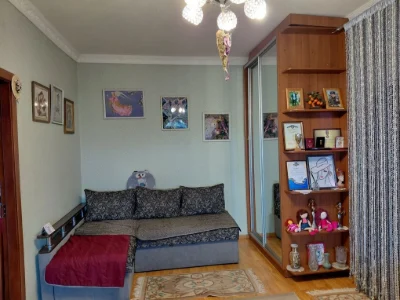 For Sale: 2-room apartment in the Center