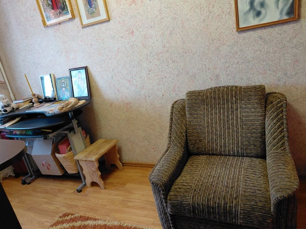 For Sale: 2-room apartment in the Center