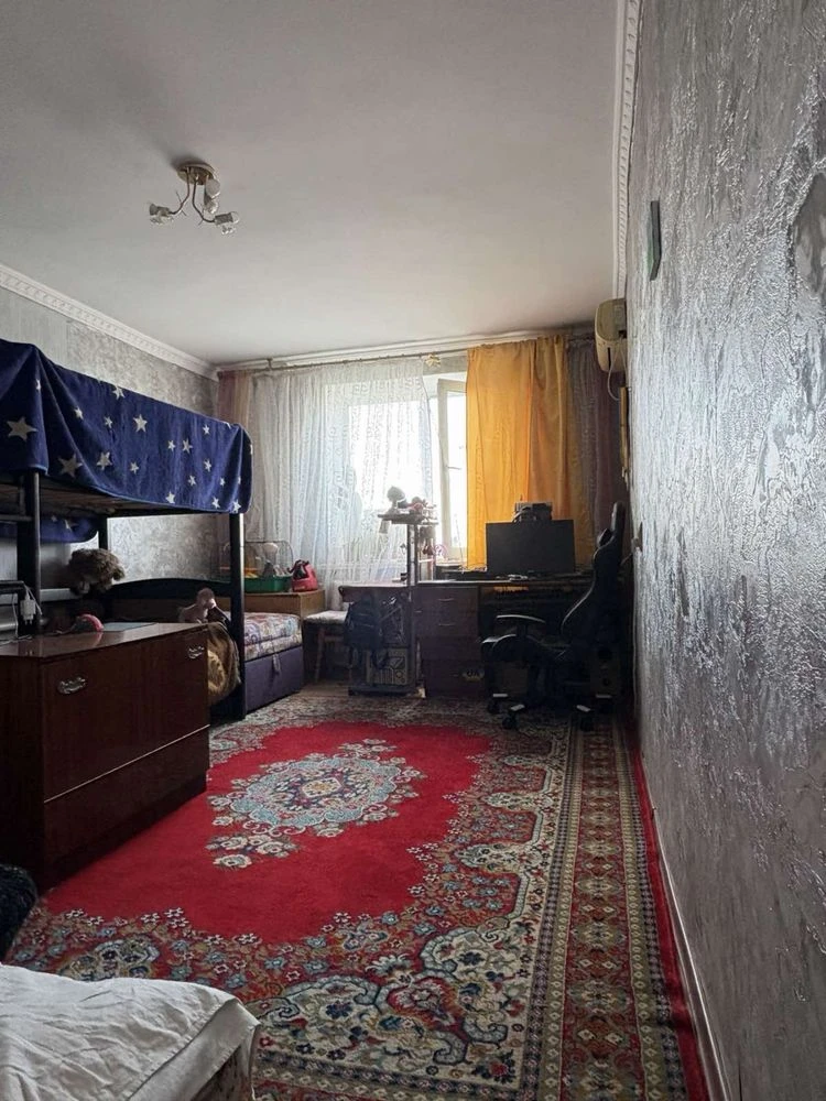 Продається 1-кімнатна квартира 37 кв. на масиві Незалежності, Біла Церква