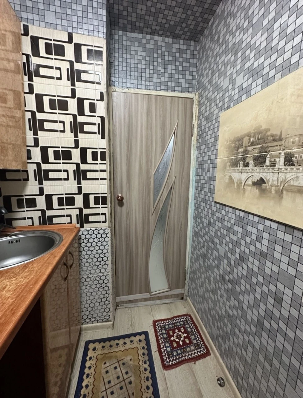 Продам 1 кімнатну /Косметичний ремонт