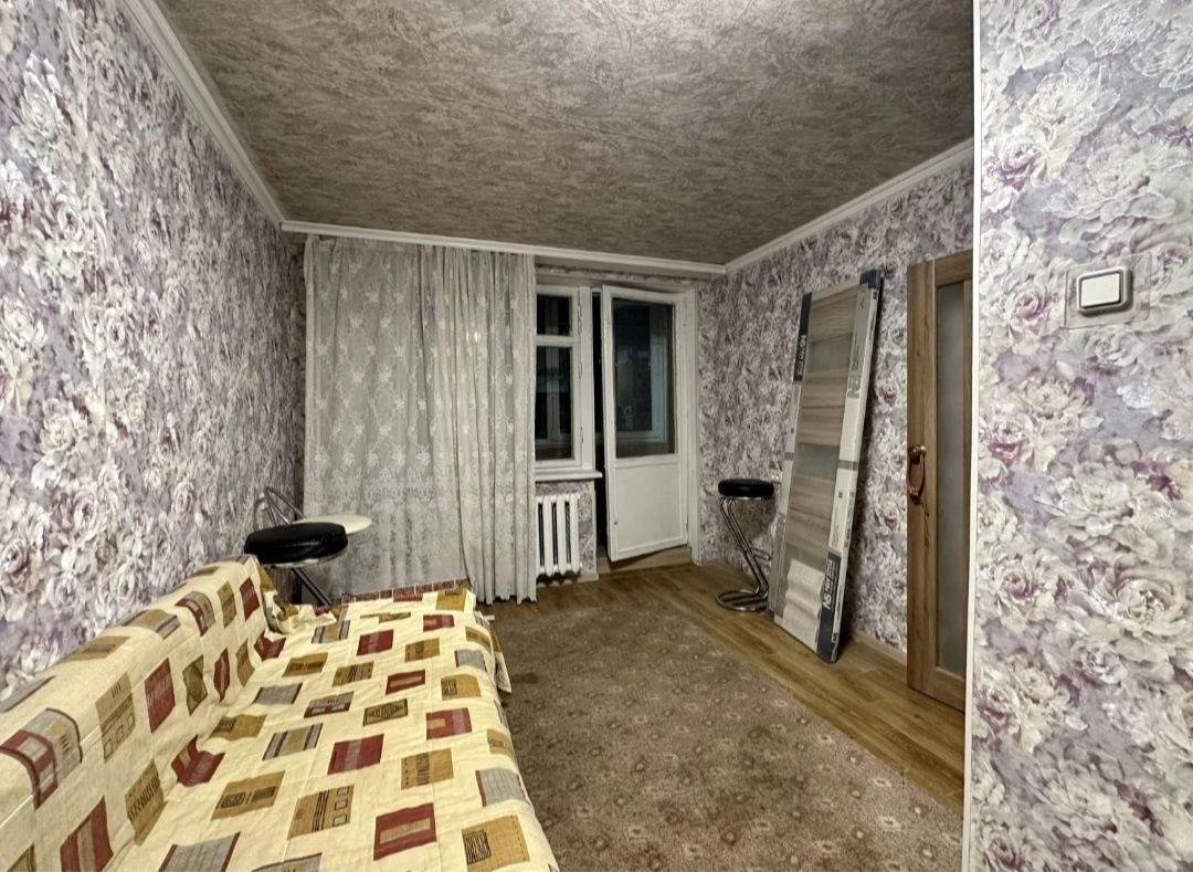 Продам 1 кімнатну /Косметичний ремонт
