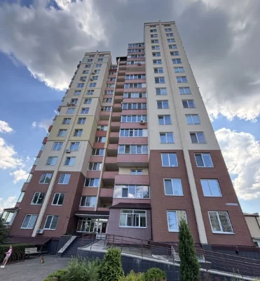 Продається чудовий 3-кімнатний житловий будинок у ЖК "Шевченка"