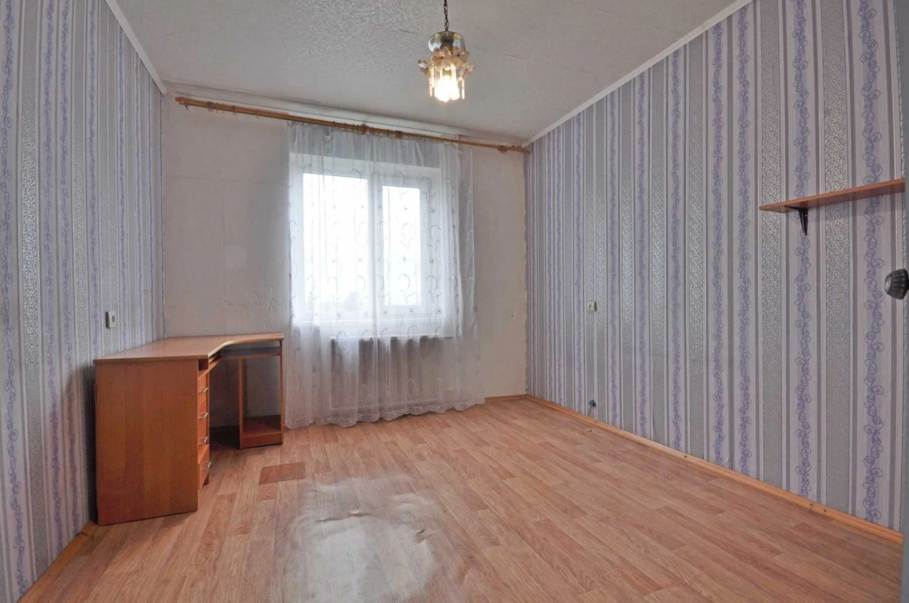 Квартира в центрі, вул. Зенітного полку 46.
