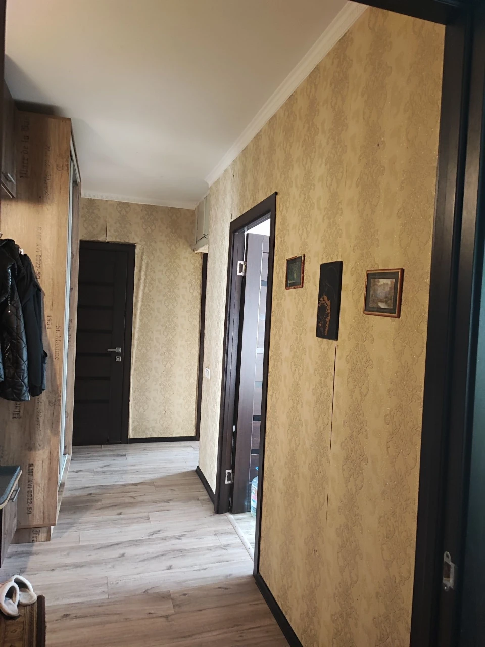 Продається 2-кімнатна  квартира  район Леваневського,