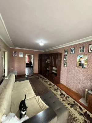 Продам 2х кімнатну квартиру вул.Торгова площа