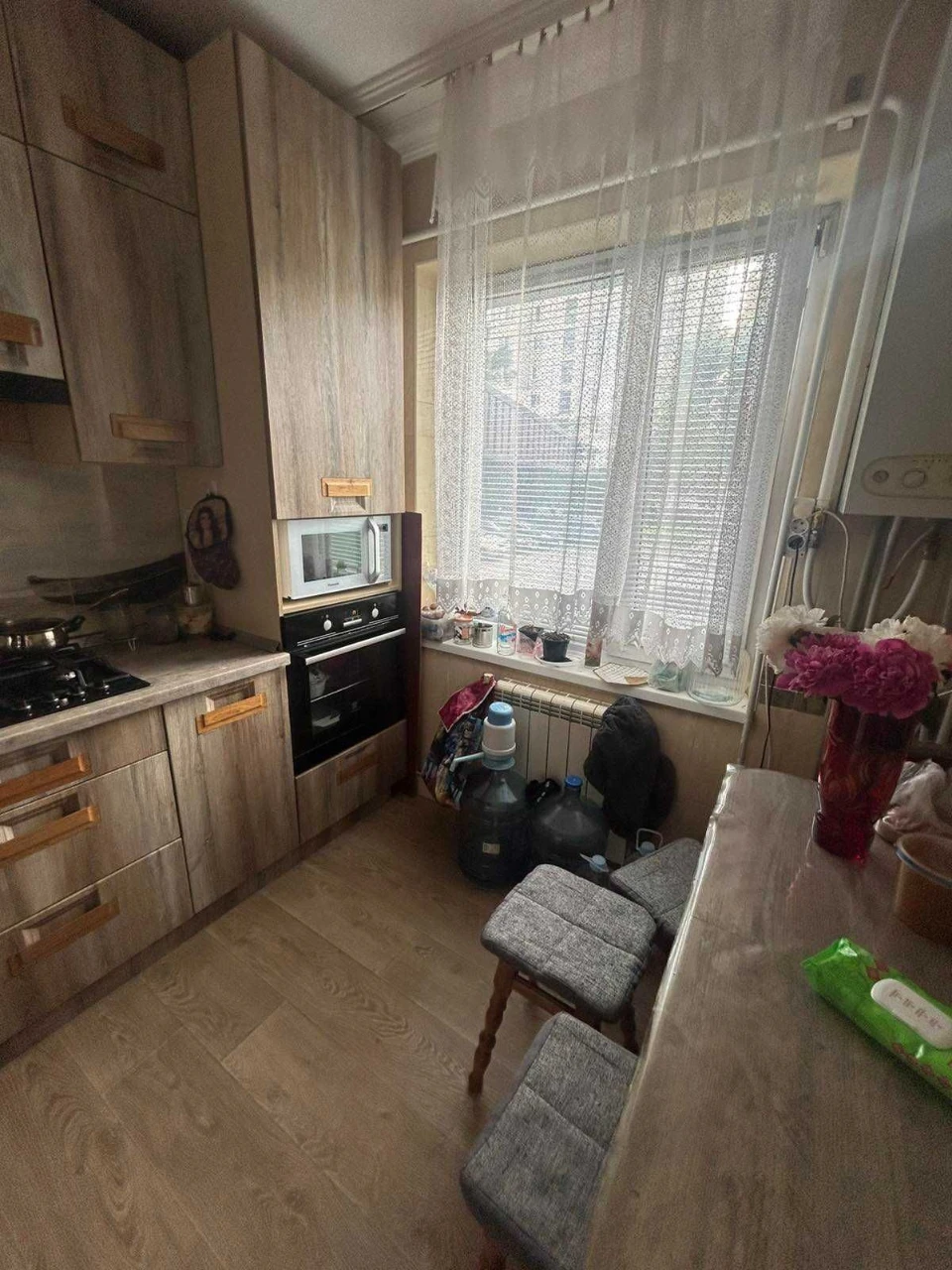 Продається 2-кімнатна квартира в Біла Церква, на Клініці, з автономним опаленням!