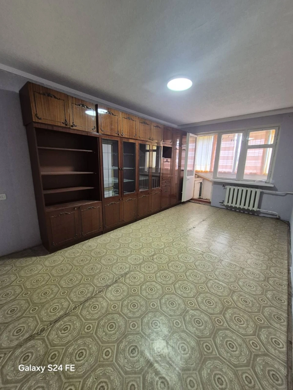 Продажа 3-комнатной квартиры с отдельными комнатами в Піонерс
