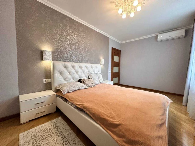 Продажа 3-комнатной квартиры, Шолом-Алейхома