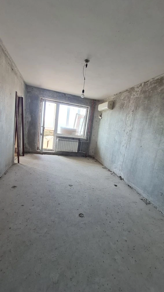 Sale of a 2-room apartment ready for renovation