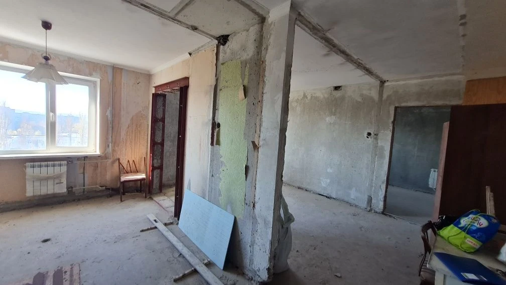 Sale of a 2-room apartment ready for renovation