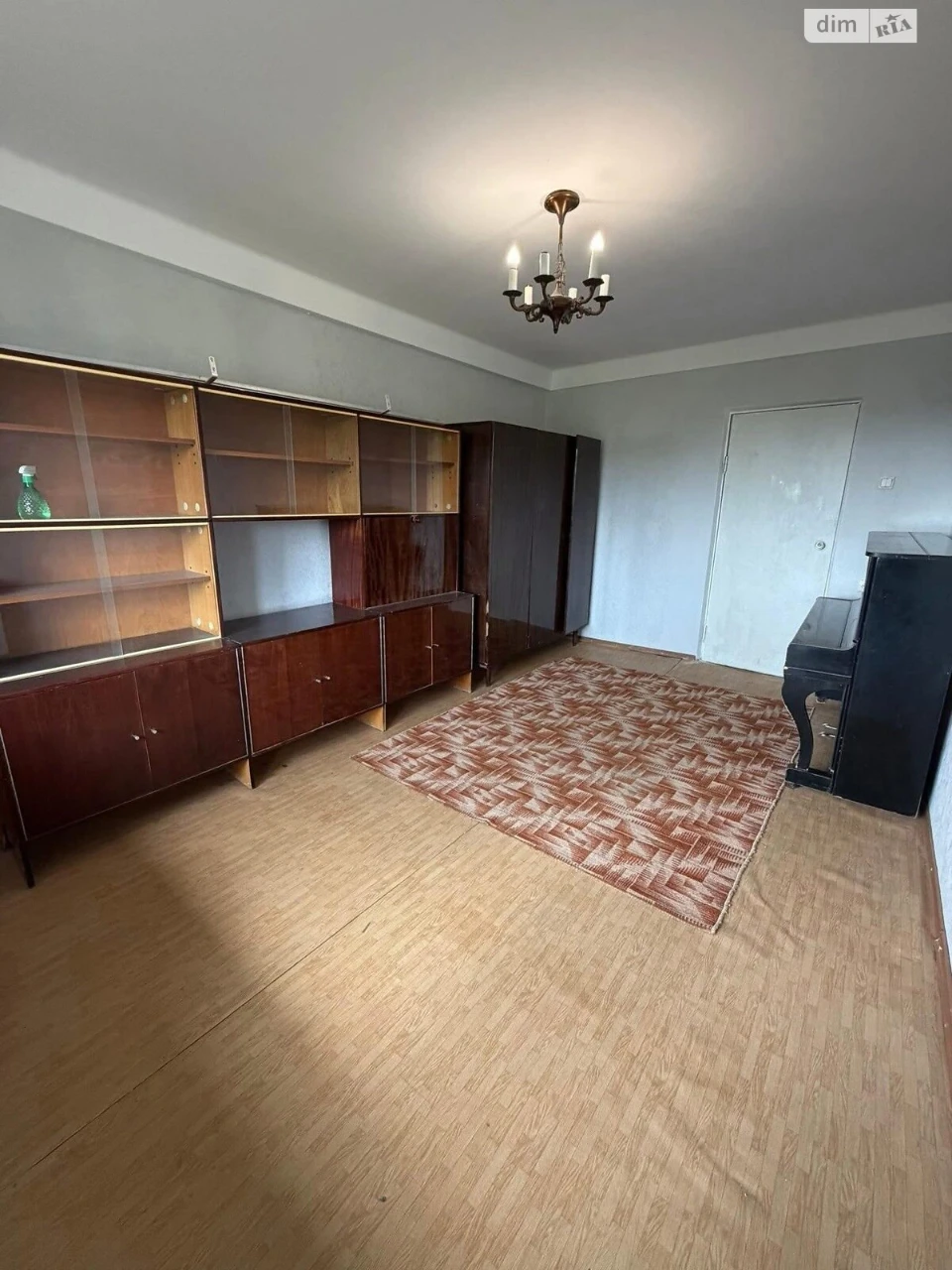 Apartment for Sale, Levnevsky