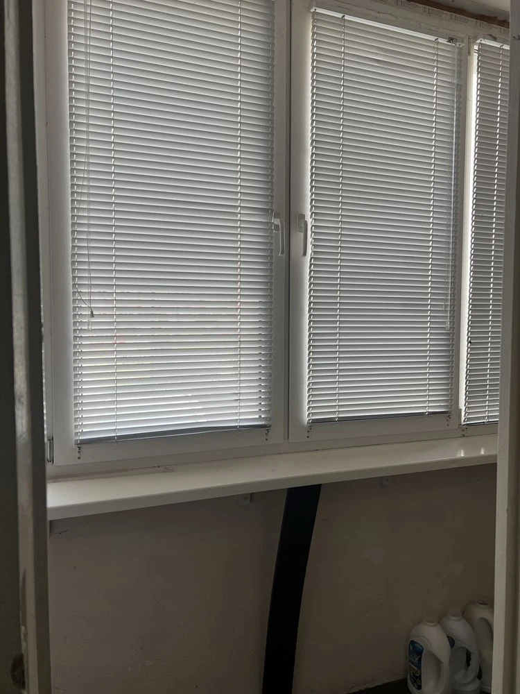 For Sale: Three-room apartment. DNC. Green Street