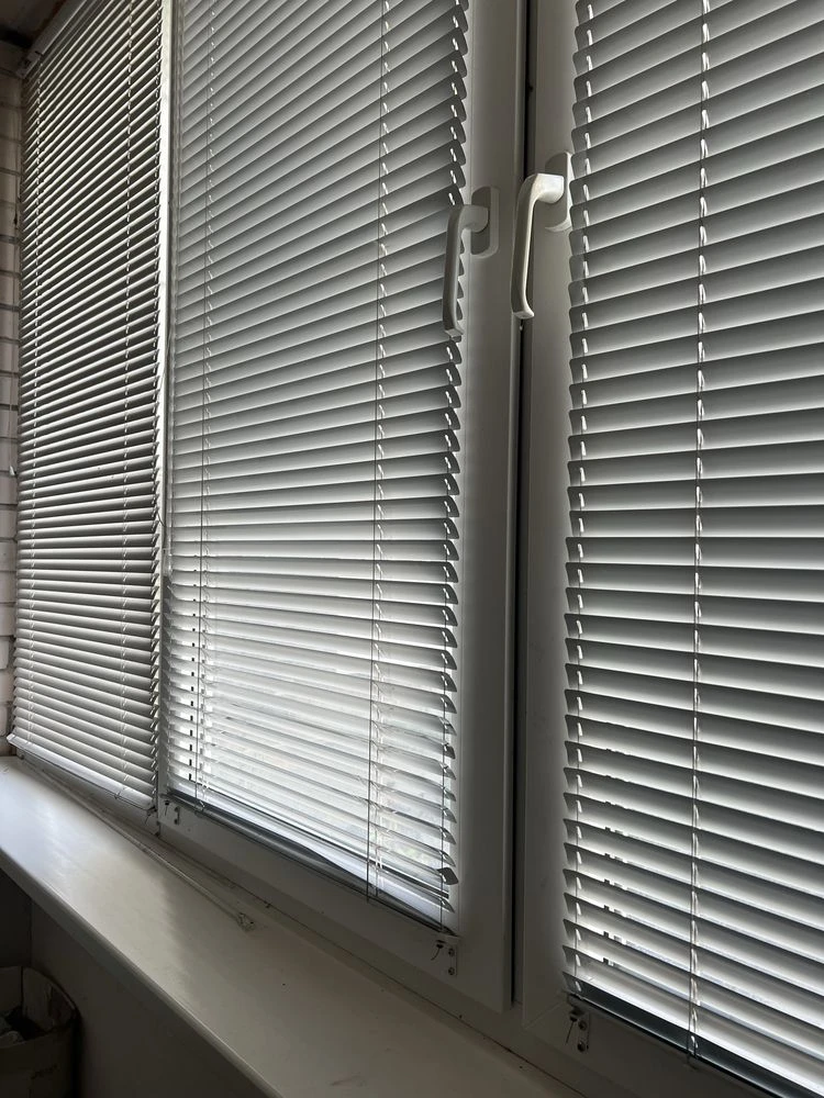 For Sale: Three-room apartment. DNC. Green Street