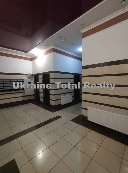 SOLOMYANKA! 3-room apartment 120m2 with renovation! Golego Street