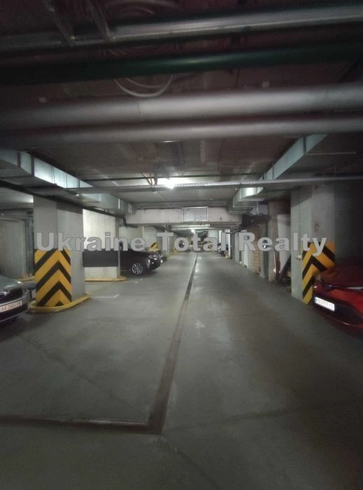 SOLOMYANKA! 3-room apartment 120m2 with renovation! Golego Street