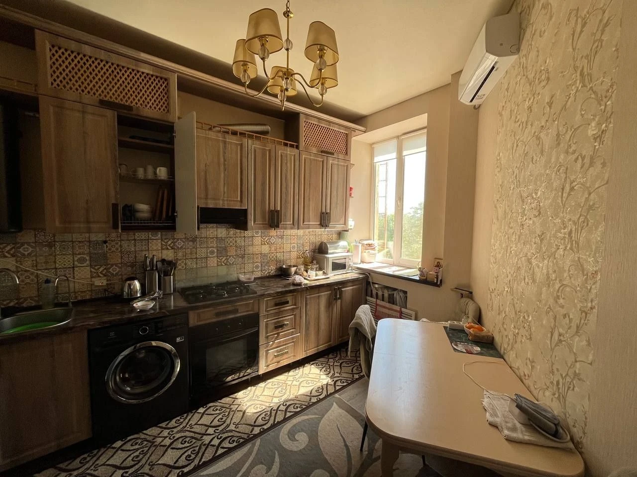 Продам 2к квартиру в Центрі міста