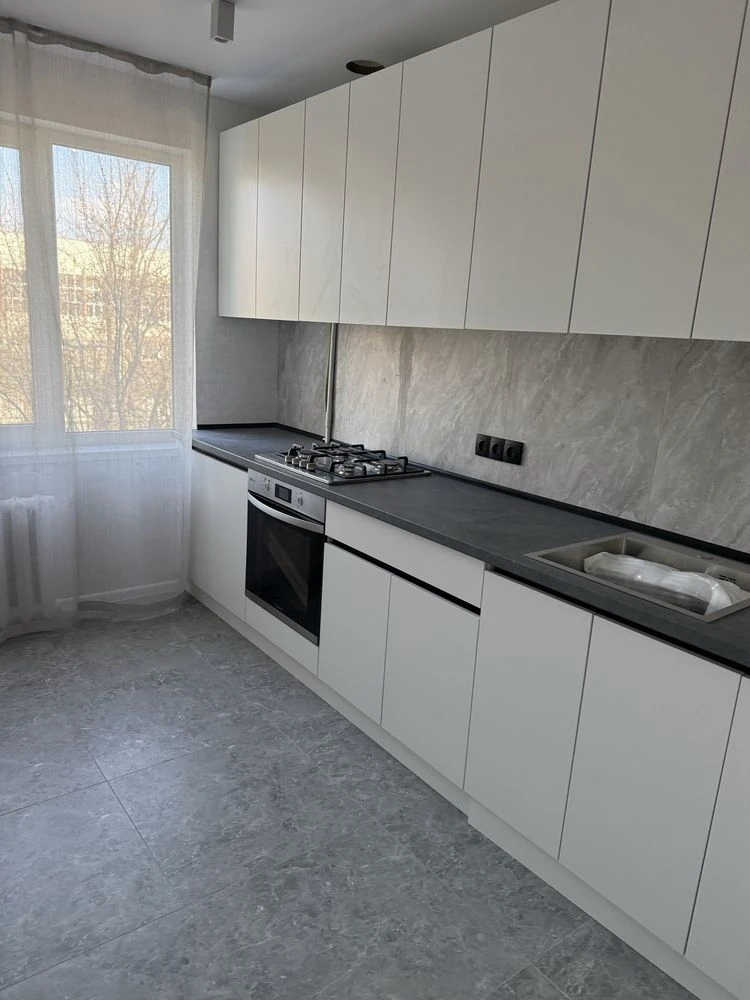 3-кімнатна квартира, Олександрійський бульвар 137
