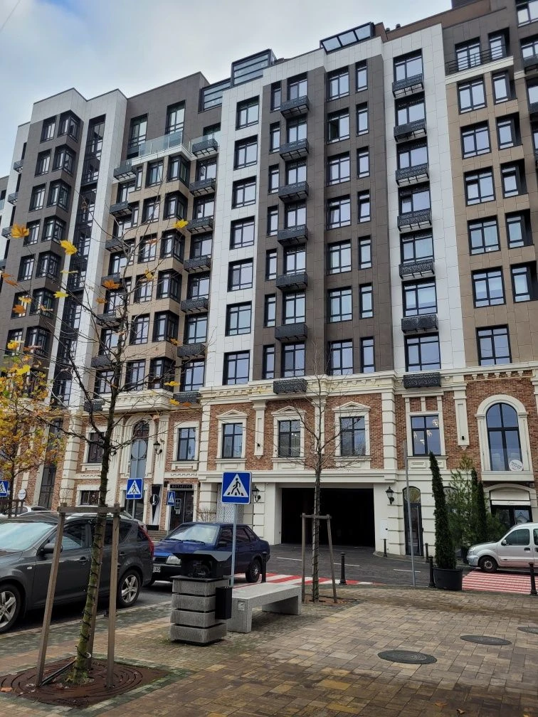 Продам 2-кім.квартиру ЖК"Династія"
