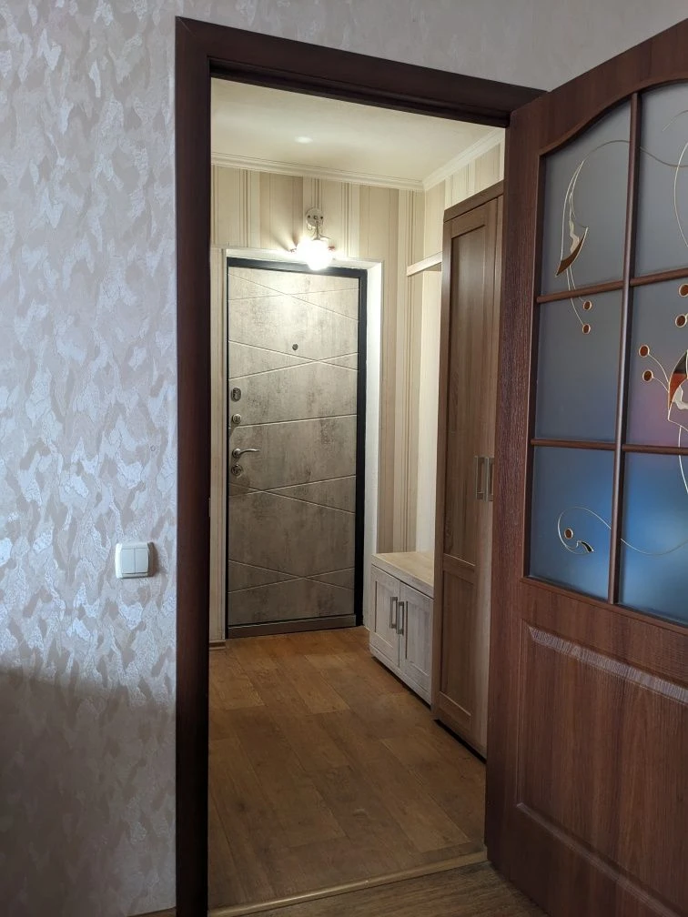 Продам Однокімнатну Квартиру