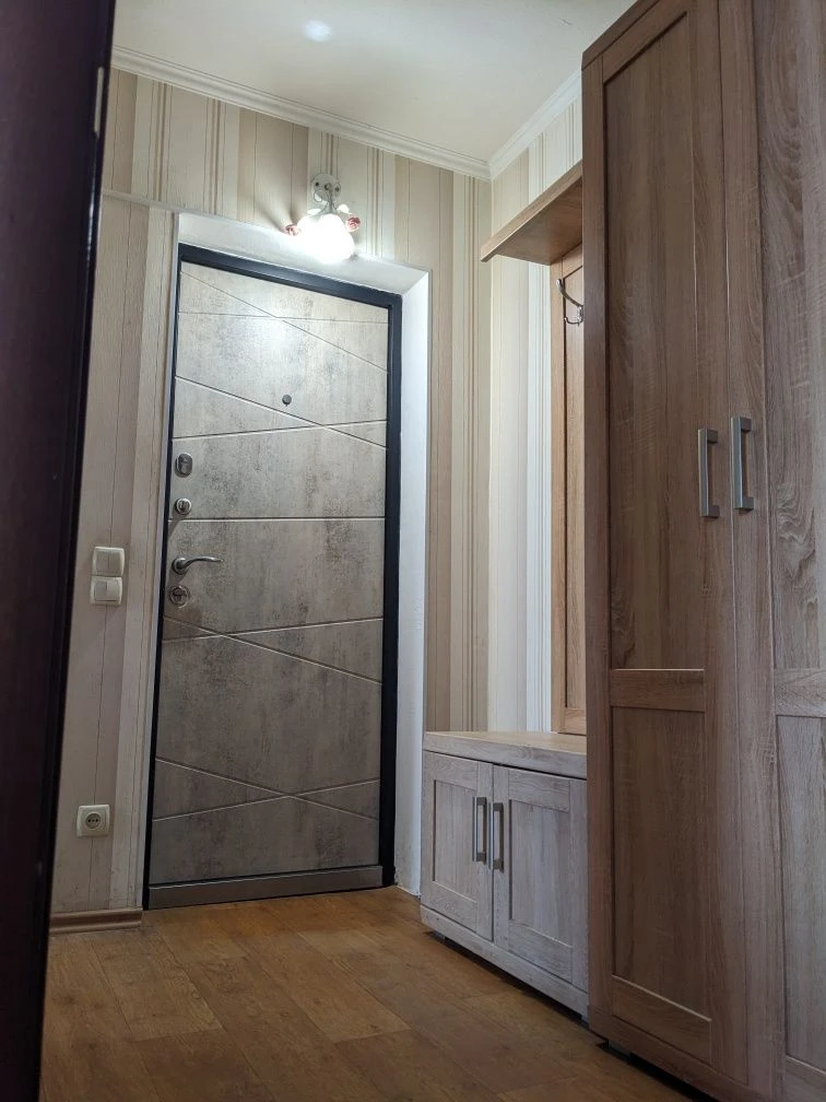 Продам Однокімнатну Квартиру