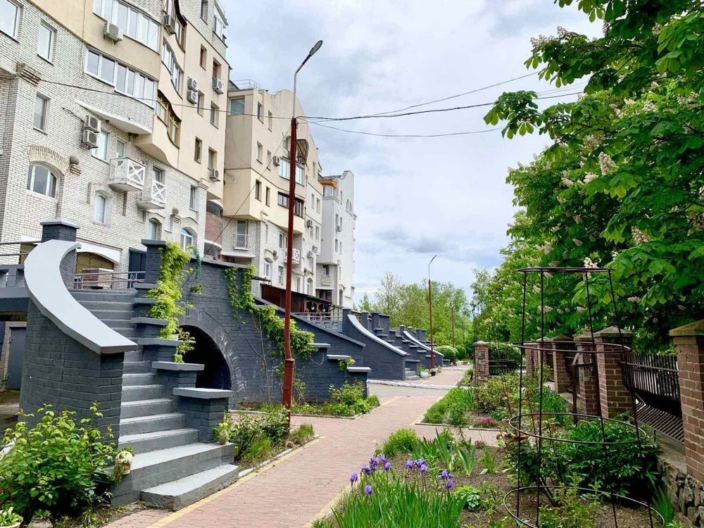 Продається чудова квартира в районі «Вокзальна»!