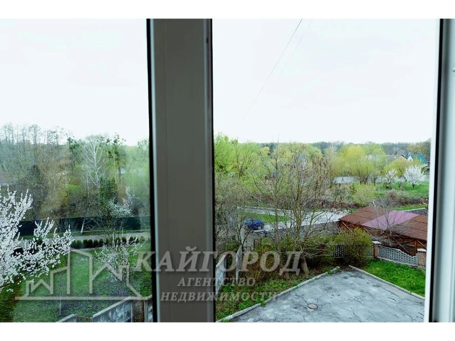 Дворівнева квартира біля набережної, район Вокзальна, місто Біла Це