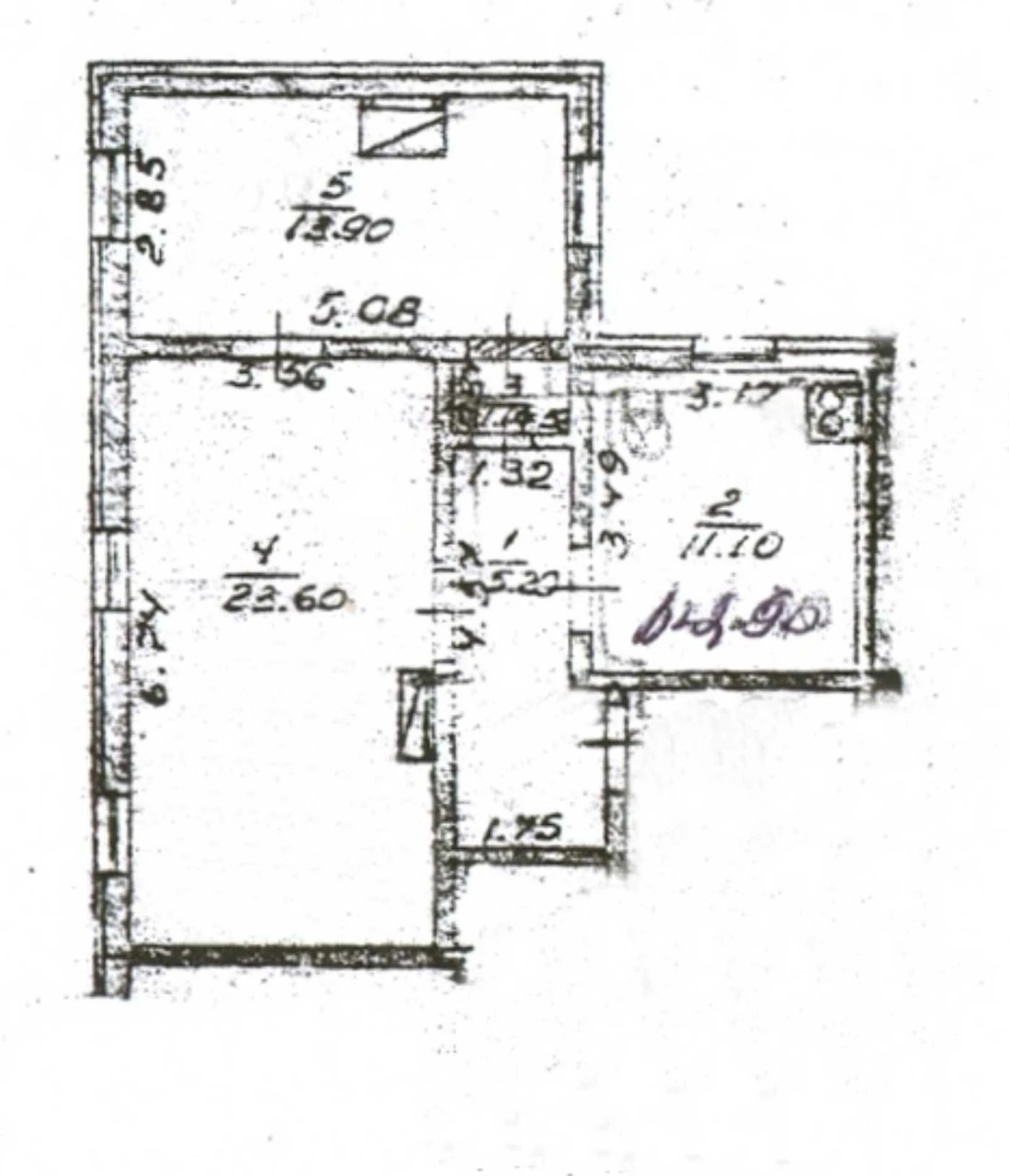 Spacious 2-bedroom apartment with individual heating and a garage