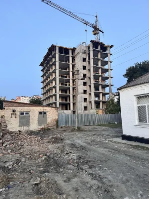 Продам 1 кімнатну квартиру ЖК Юрʼїв