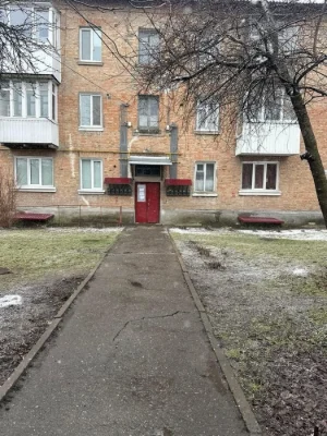 Продаж 3-кімнатного апартаменту в центрі міста