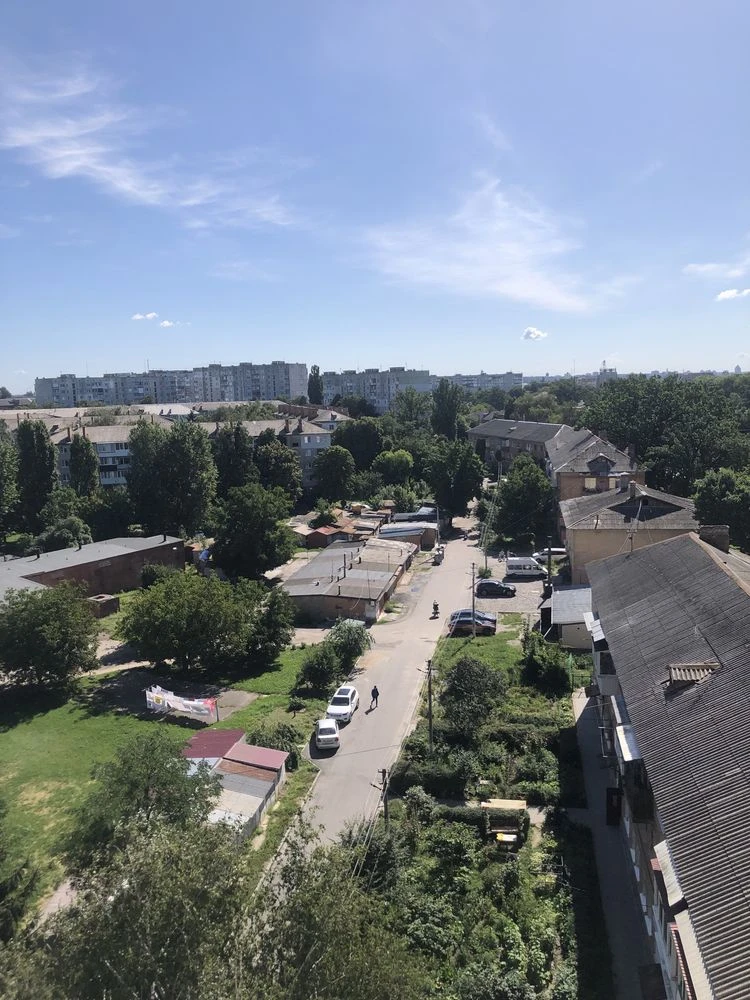 м. Біла Церква. Продається нестандартна 3-кімнатна