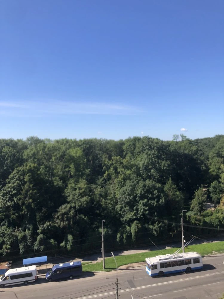 м. Біла Церква. Продається нестандартна 3-кімнатна
