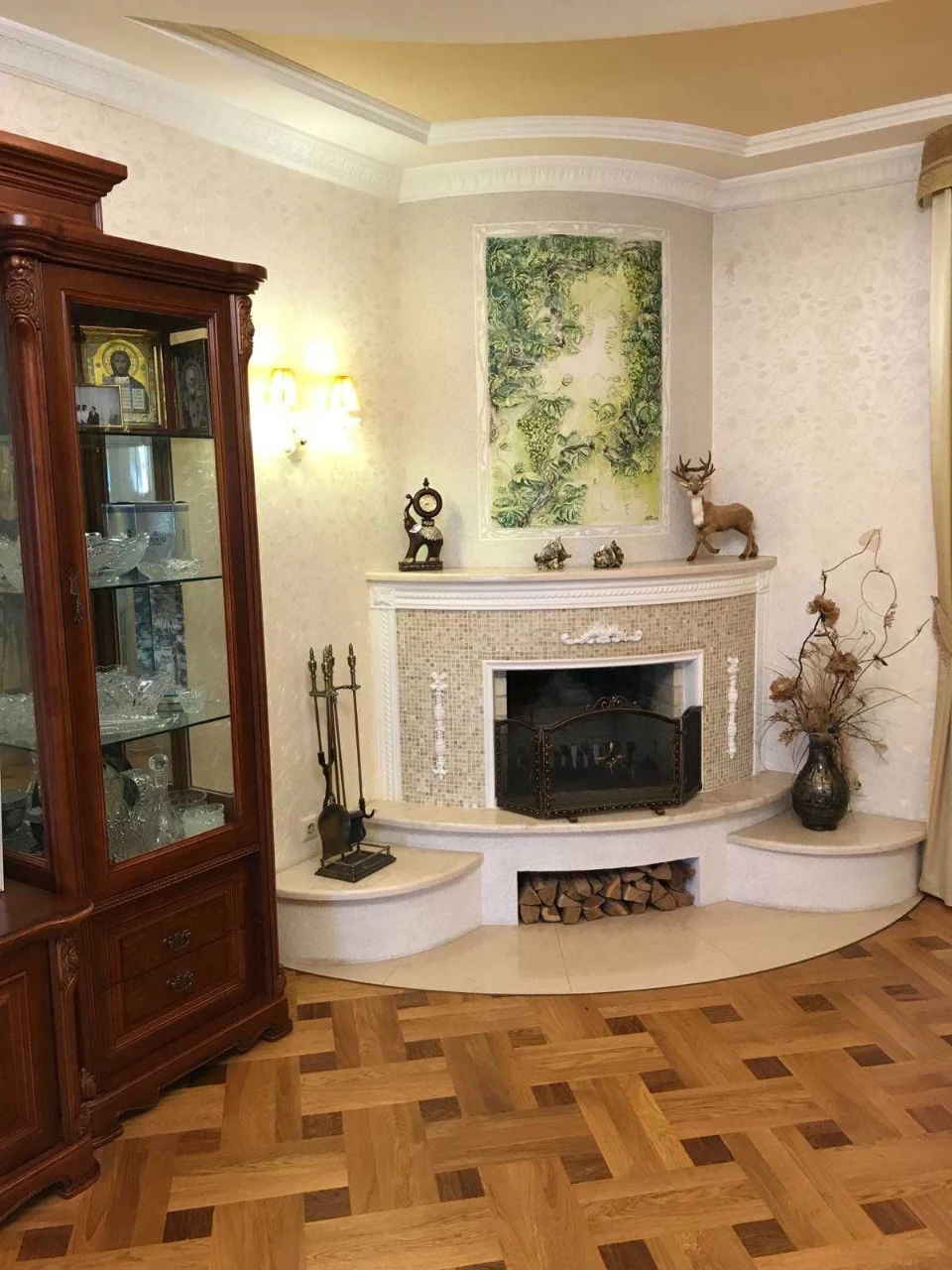 For Sale: 4-Bedroom Apartment in Pishchan