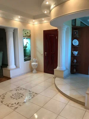 For Sale: 4-Bedroom Apartment in Pishchan