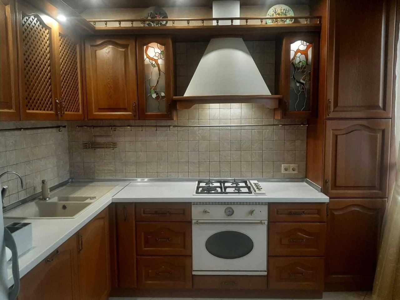 For Sale: 4-Bedroom Apartment in Pishchan