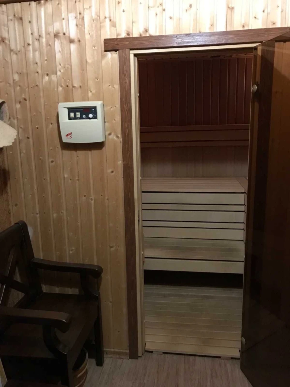 For Sale: 4-Bedroom Apartment in Pishchan