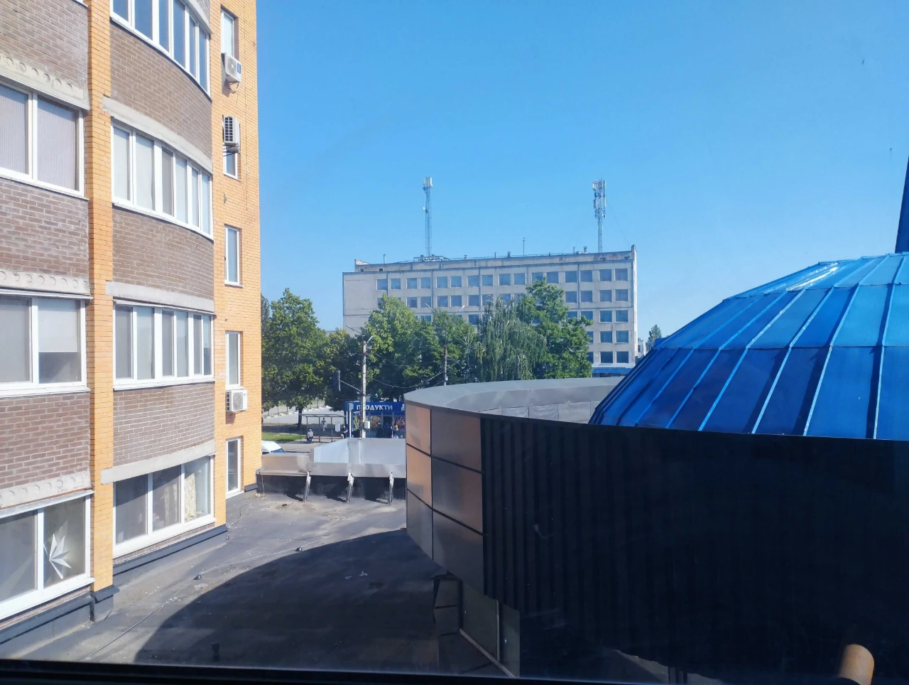 Продаю 3-комнатную квартиру в новостройке на Леваневского