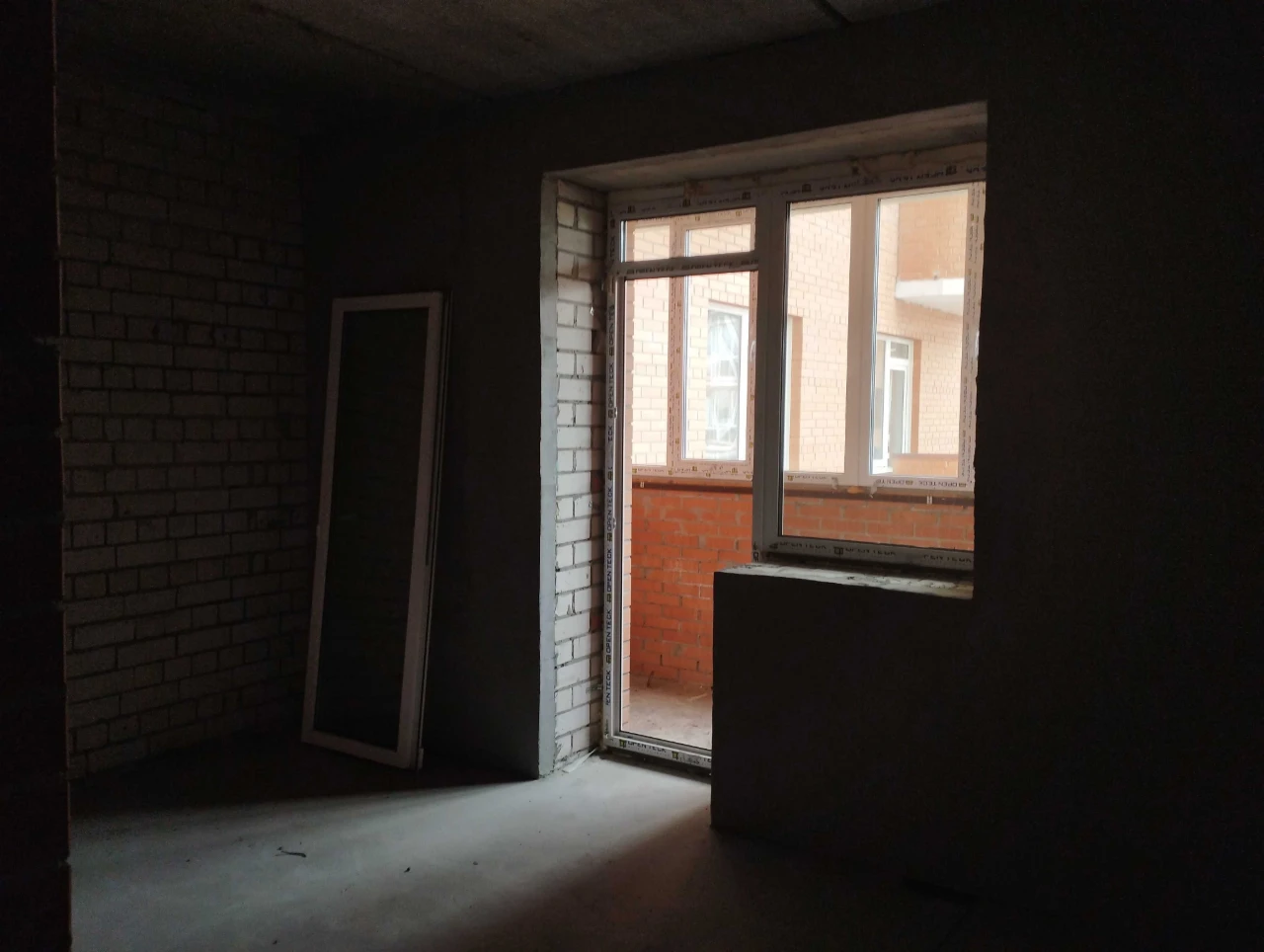 Продаю 1-кімнатну квартиру в новобудові на Вокзальній