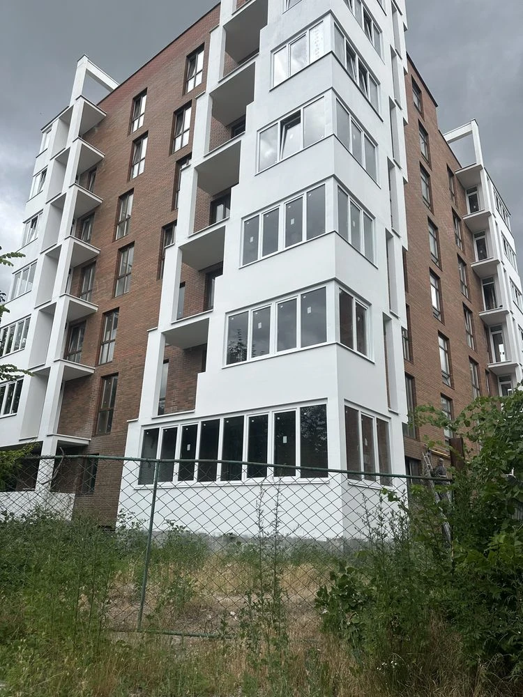 Продається 2-кімнатна квартира в ЖК "Кошерний" в центрі міста