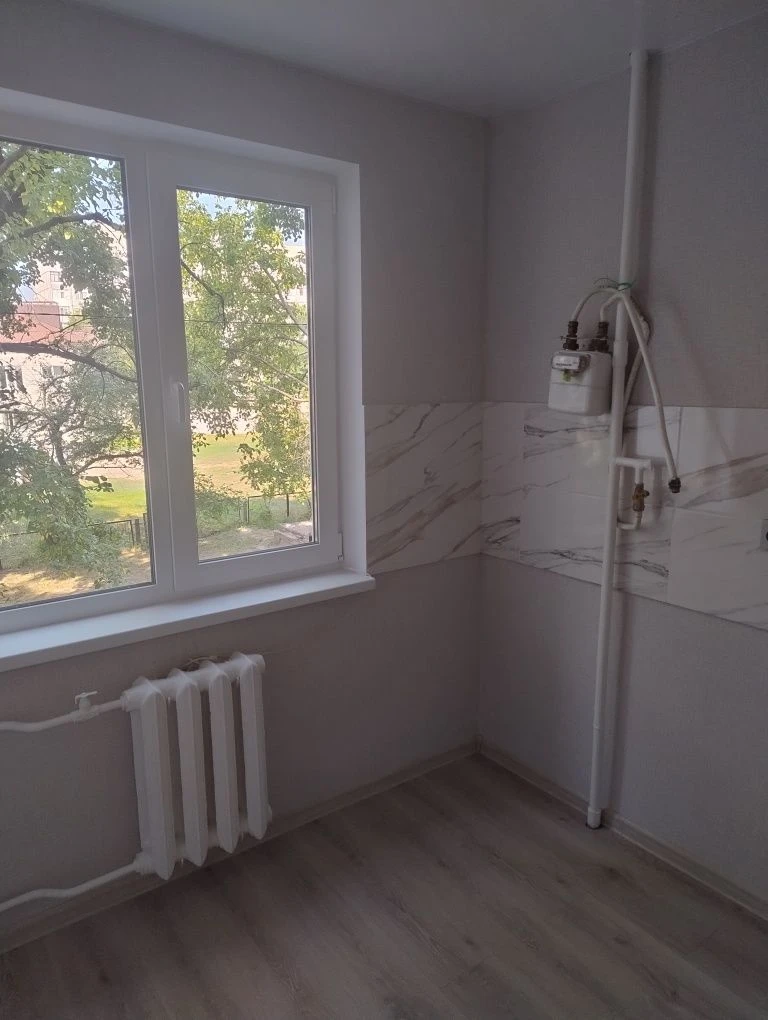 Продажа 2-комнатной квартиры в центре города Белая Церковь, 2 этаж.