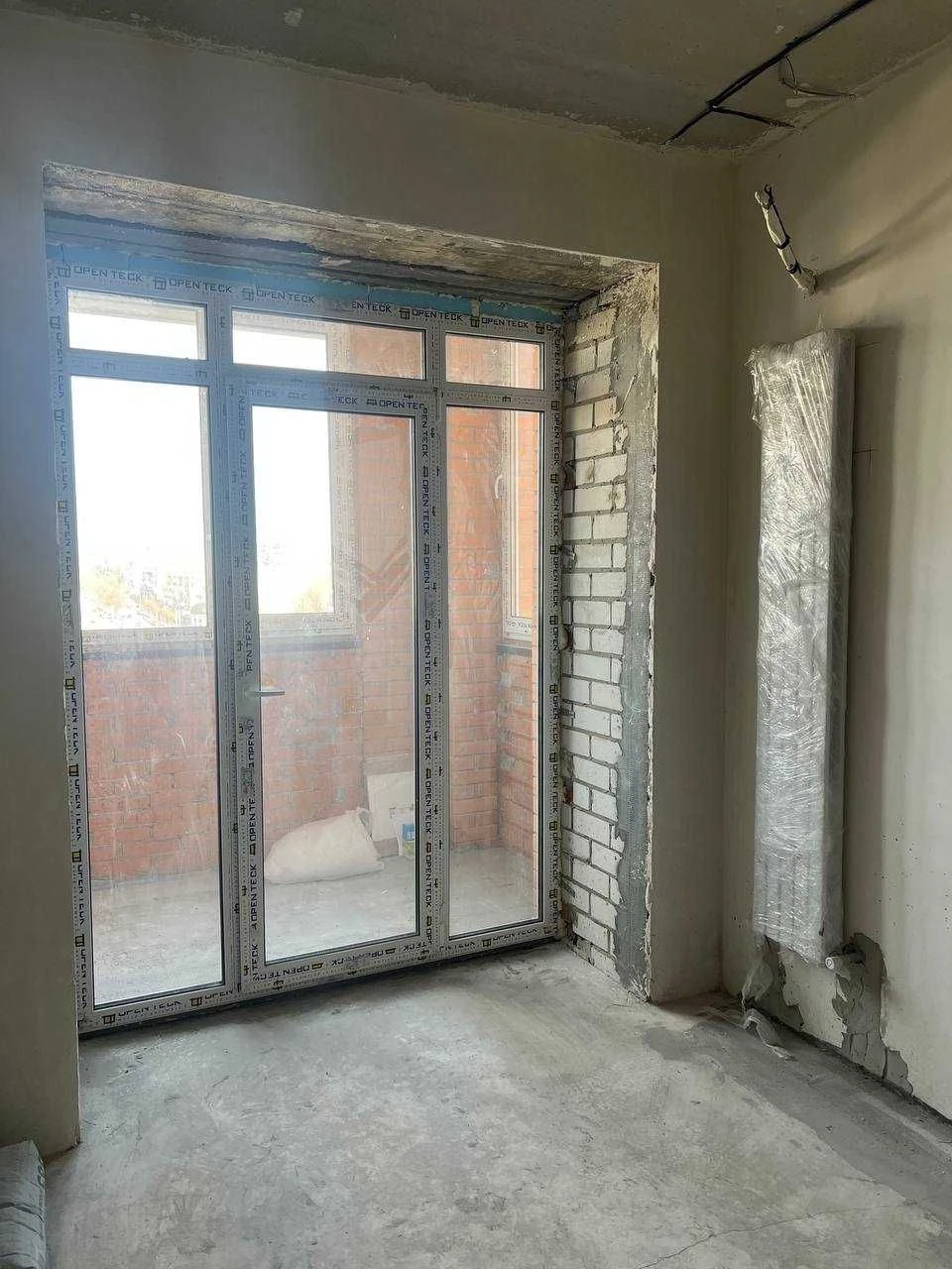 For Sale: Two-room apartment in a new building on Vokzalna Street
