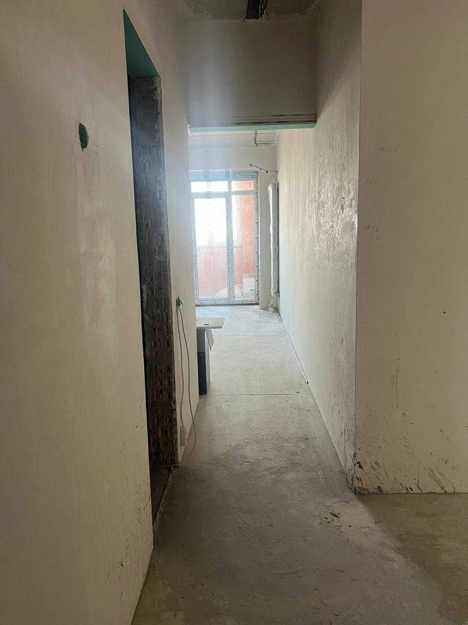 For Sale: Two-room apartment in a new building on Vokzalna Street