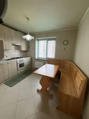 Продаж 2-кімнатній квартири на вулиці Незалежності, 58.