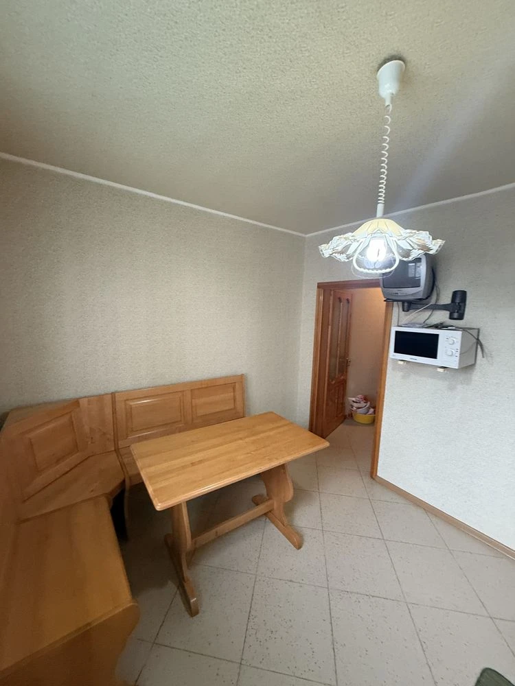 Продаж 2-кімнатній квартири на вулиці Незалежності, 58.