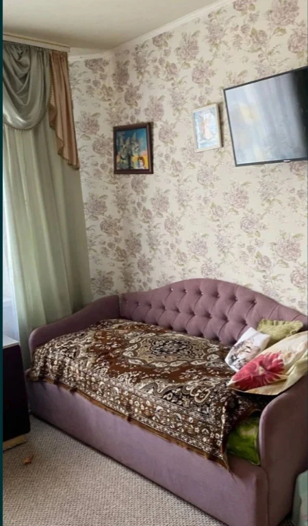 Продается 3-комнатная квартира в массиве Таращанский
