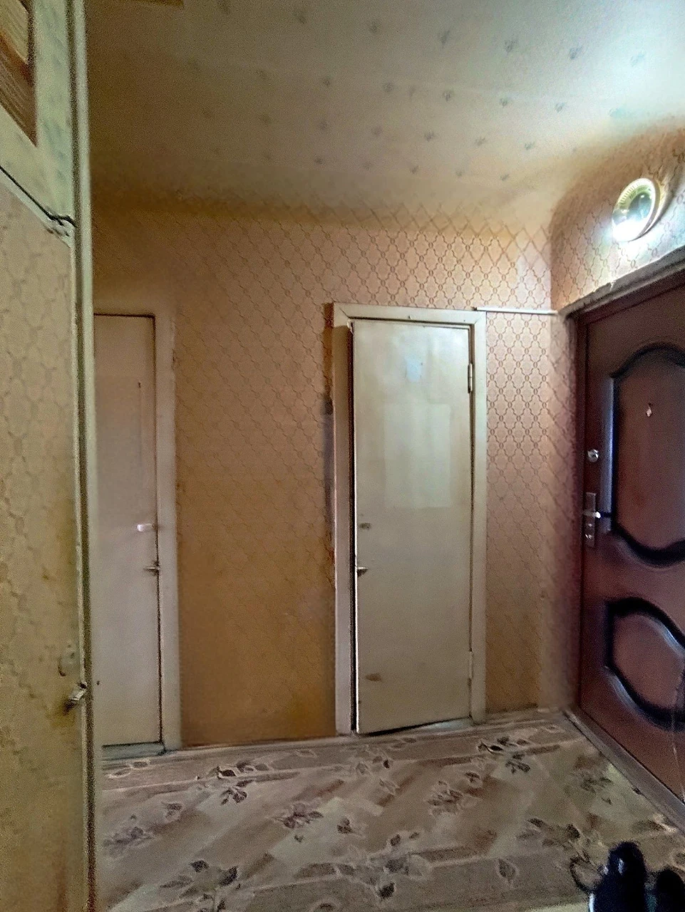 Продається 2 кімн. квартира в Білій Церкві  Білоц.район  Киї