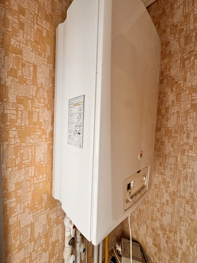 Продаж квартири 100 м.кв з індивідуальним опаленням