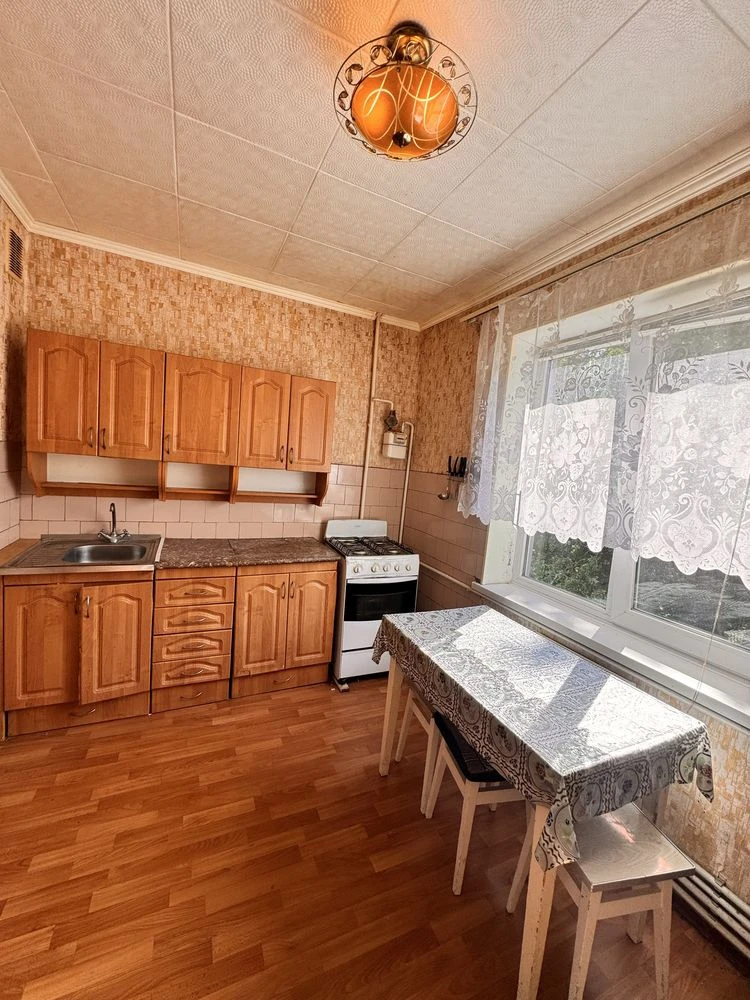 Продаж квартири 100 м.кв з індивідуальним опаленням