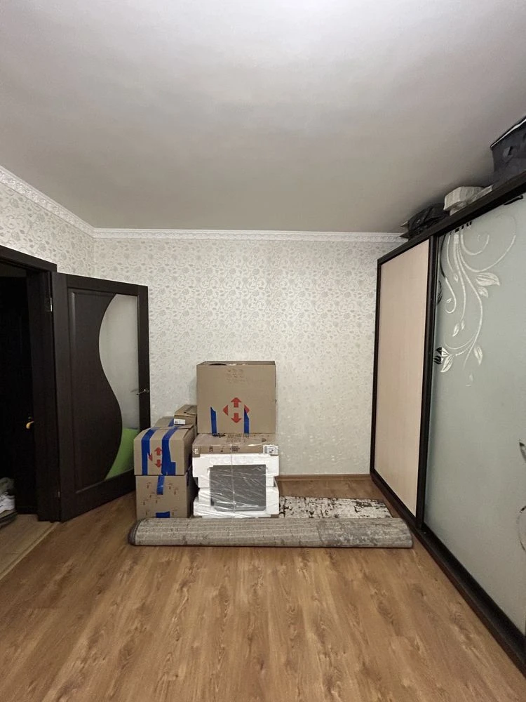 Продается 1-комнатная квартира от ВЛАДЕЛЕЦА по адресу ул. В. Гудзя